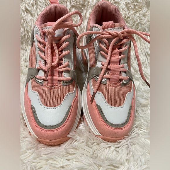 Shoes - Picture 2 of 3